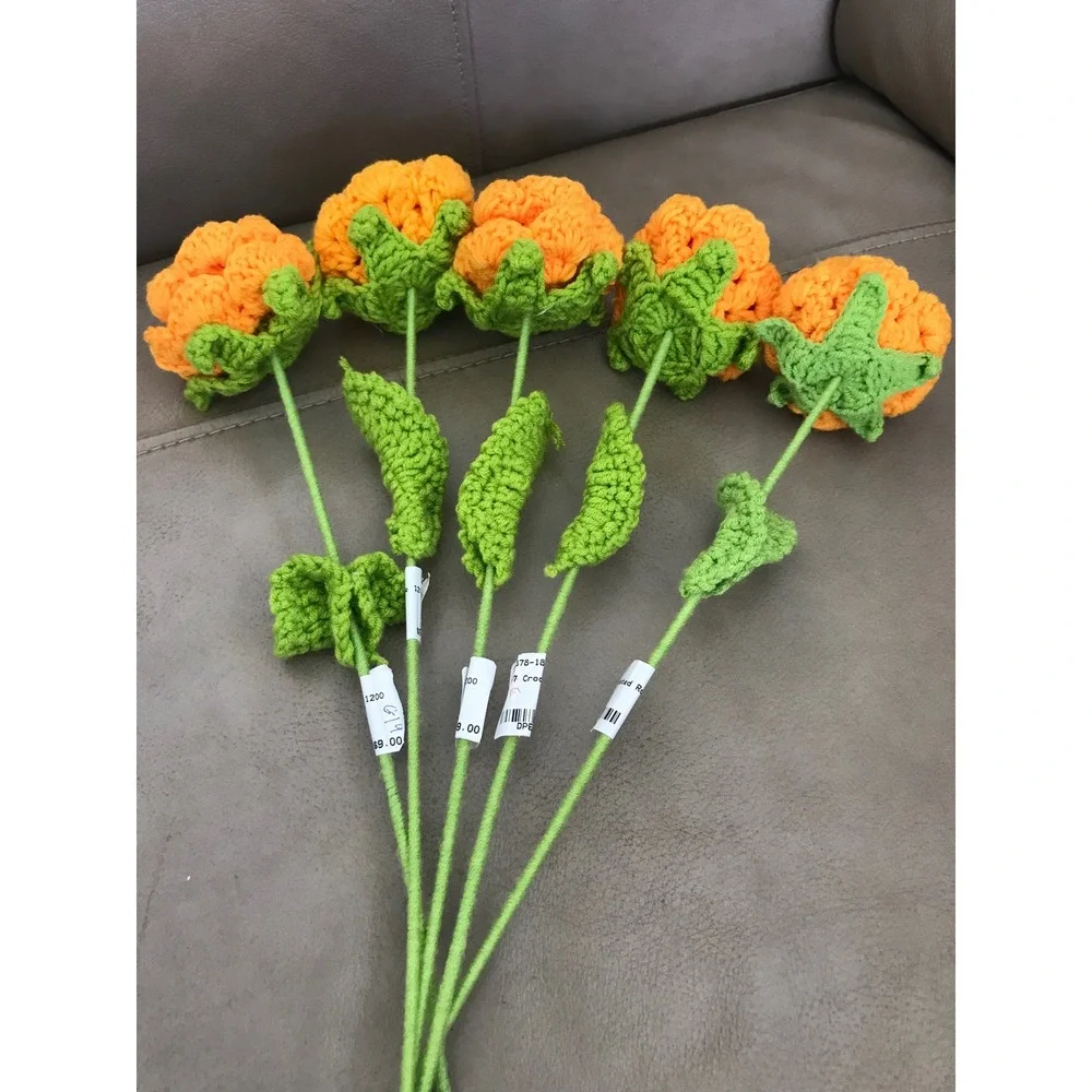 Crochet‎ Rose Bouquet 5 Piece Orange Artificial Yarn Flowers Home Decor